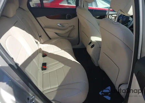 2022 Mercedes-Benz Glc 300 Suv from USA, damaged, VIN W1N0G8DB8NV394243